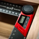 زاویه سنج LCD دار سولا SOLA
